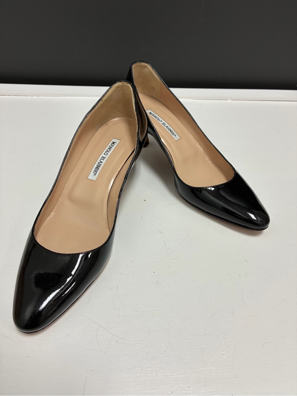 Manolo Blahnik Black Patent Leather Kitten Heel Pumps